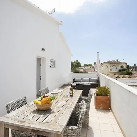 1001 4 Personas By Homeselectspain Empuriabrava